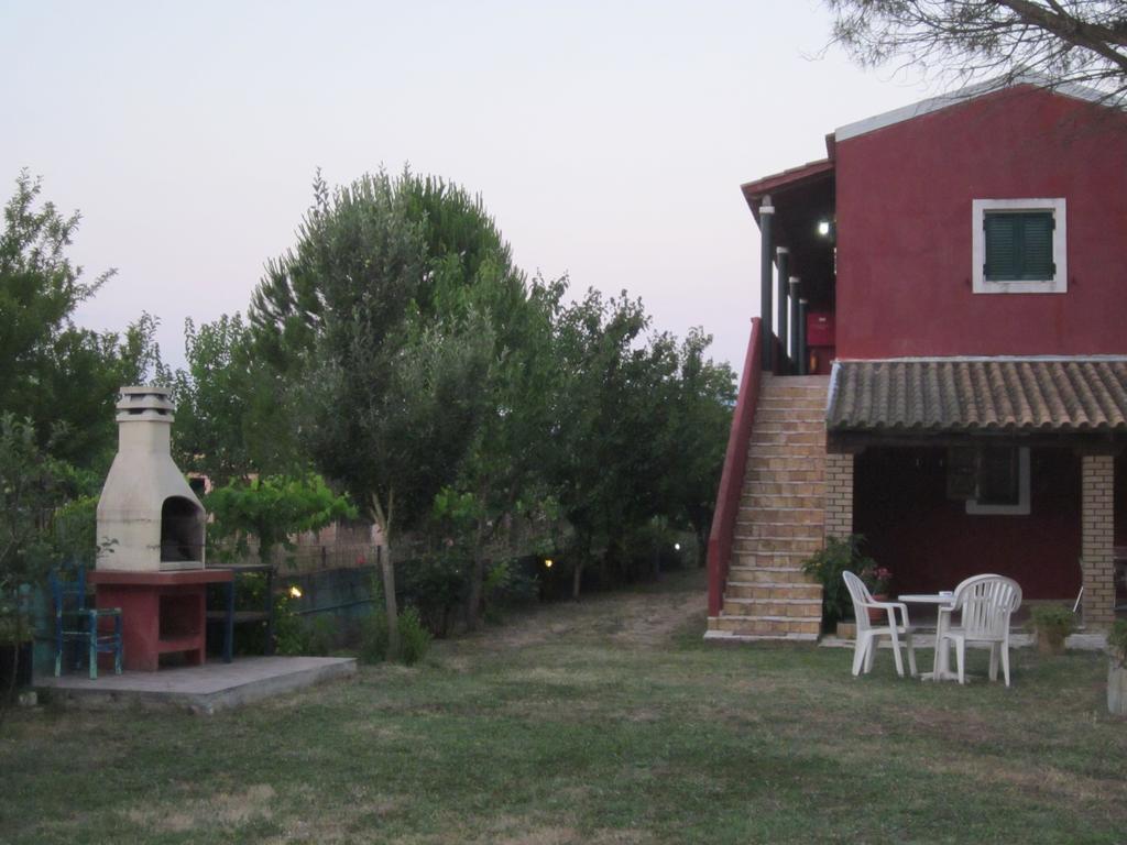 Blue Dream Apartments Velonádes Екстериор снимка
